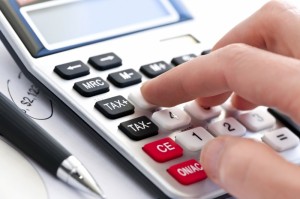 514410-tax-calculator-and-pen